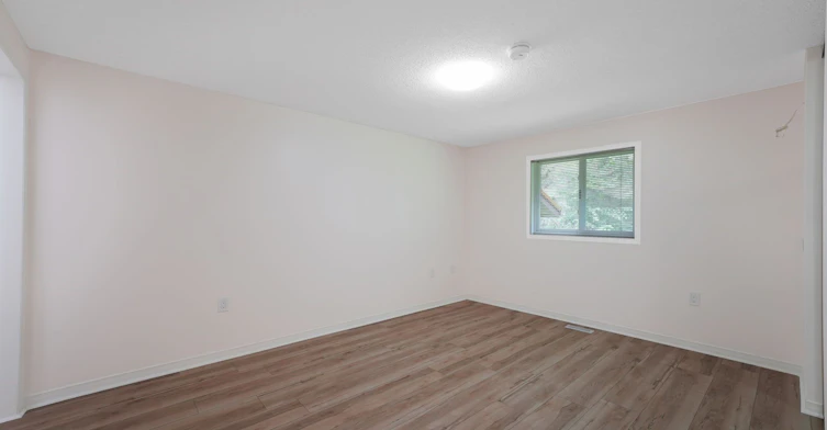 1091 Fox Farm Road, Springwater, ON, L0L 2K0 - 10
