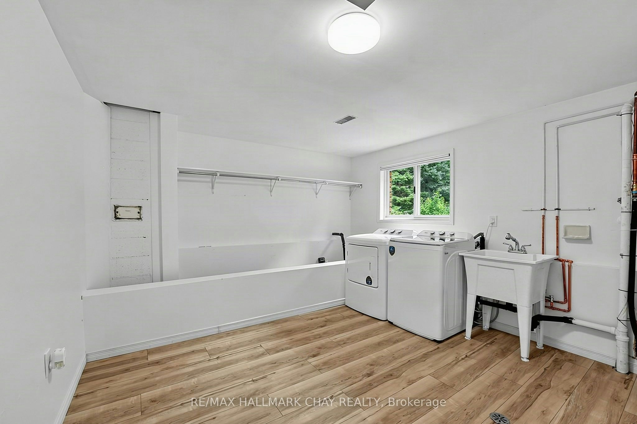 1091 Fox Farm Road, Springwater, ON, L0L 2K0 - 15