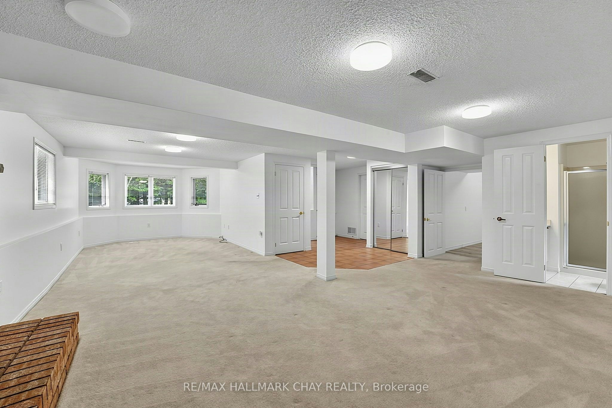 1091 Fox Farm Road, Springwater, ON, L0L 2K0 - 12