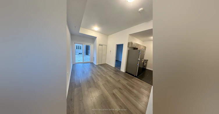 1-9 Hay Lane, Barrie, ON, L9J 0C2 - 2