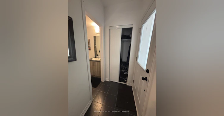 1-9 Hay Lane, Barrie, ON, L9J 0C2 - 15