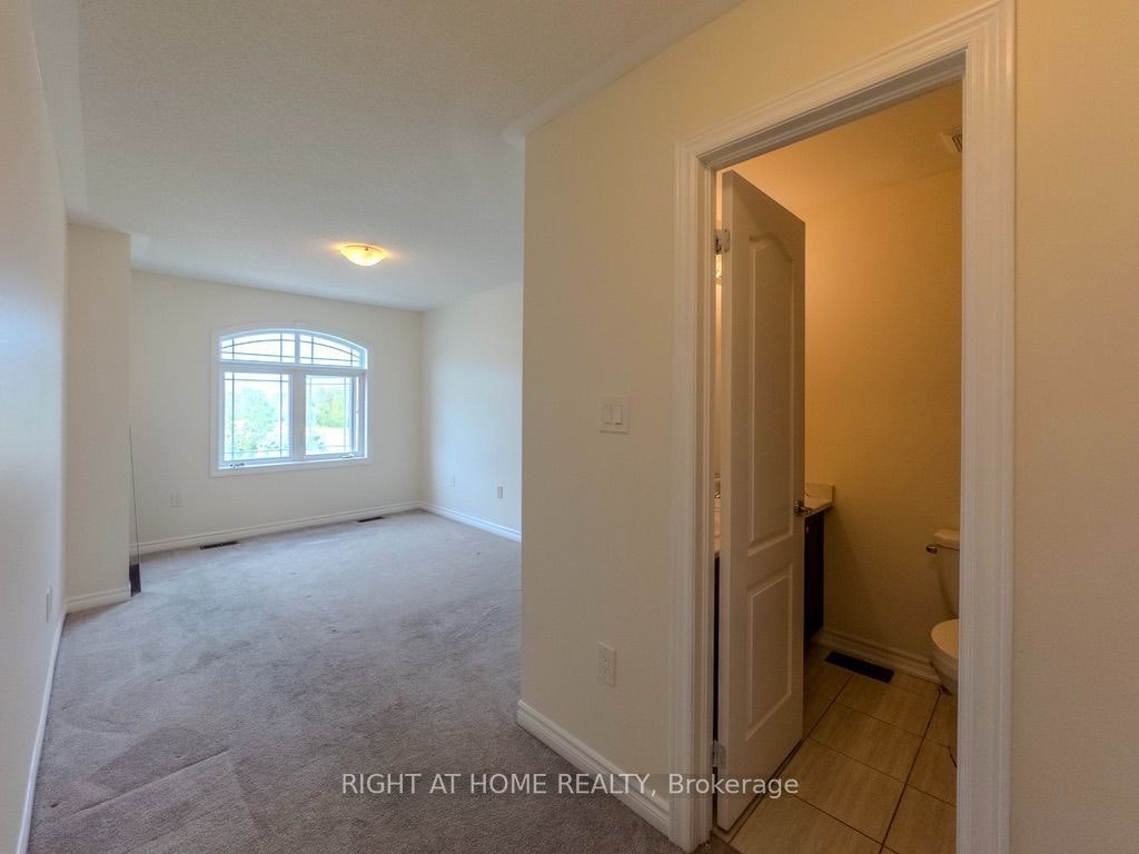 465 Mapleton Avenue, Barrie, ON, L4N 9C2 - 5