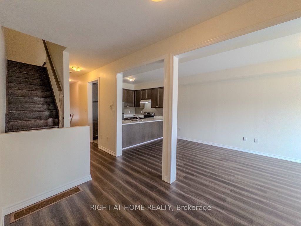 465 Mapleton Avenue, Barrie, ON, L4N 9C2 - 4