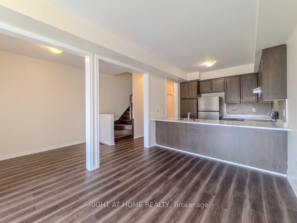 465 Mapleton Avenue, Barrie, ON, L4N 9C2 - 2