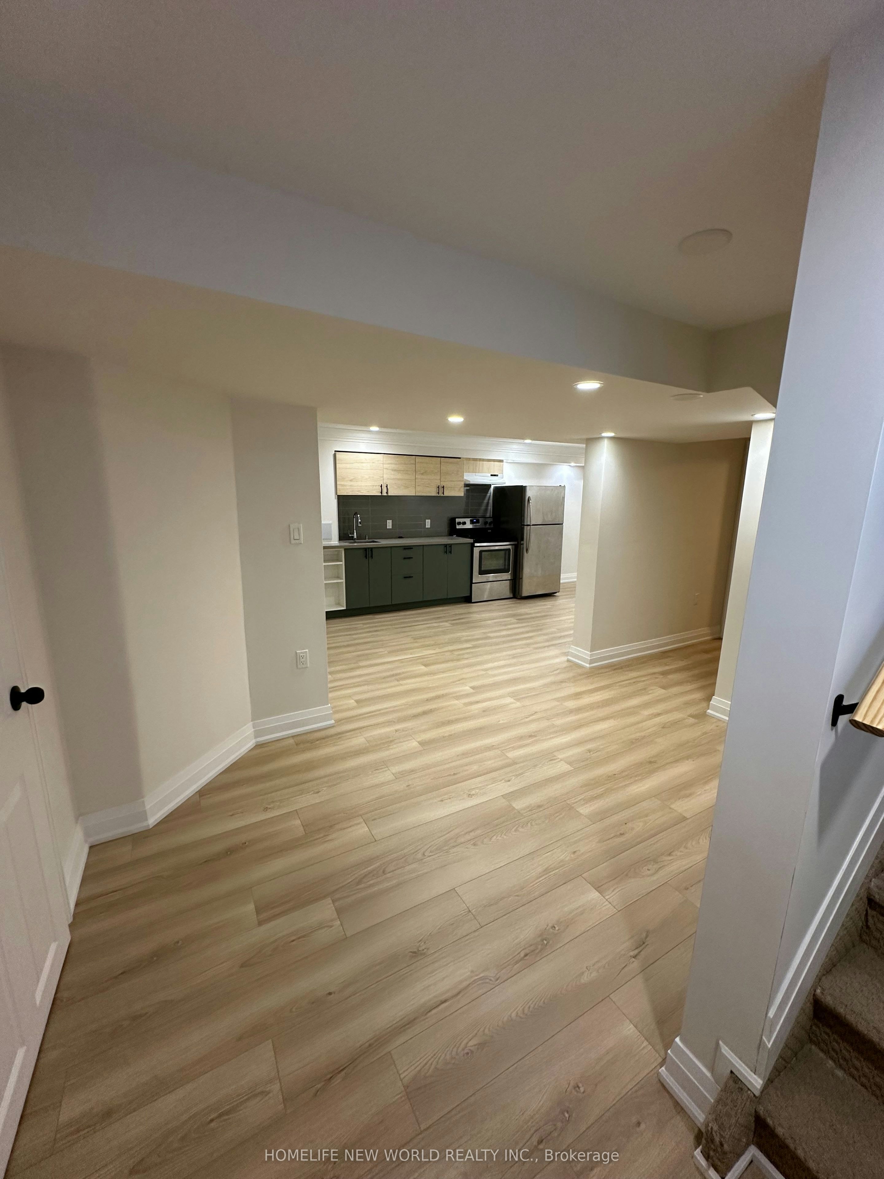 Unit 1-93 Courtney Crescent, Barrie, ON, L4N 5S9 - 3