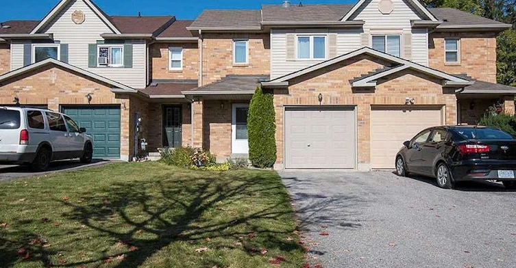 28 Bates Court, Barrie, ON, L4N 8L8 - 2