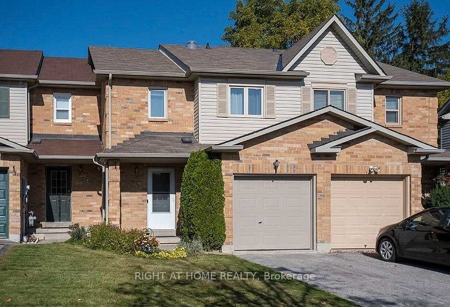 28 Bates Court, Barrie, ON, L4N 8L8