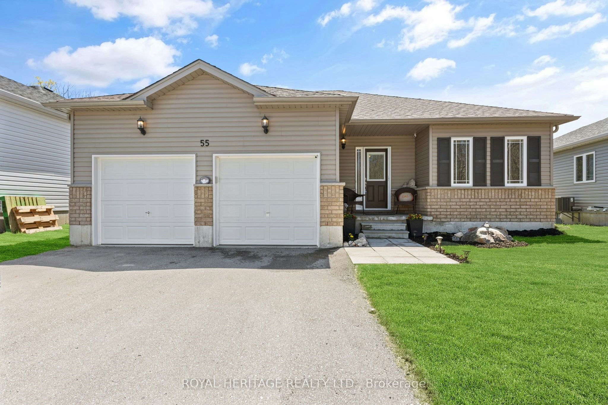 55 Ralph Dalton Boulevard, Tay, ON, L0K 2A0