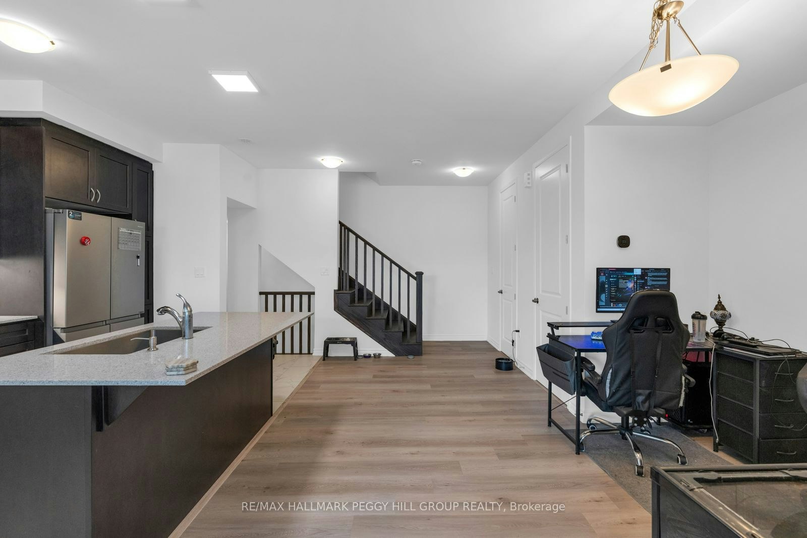 82 Yorkshire Drive, Barrie, ON, L9J 1B5 - 8