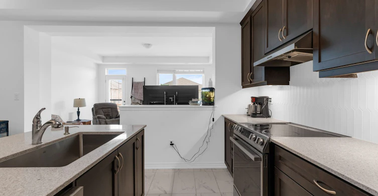 82 Yorkshire Drive, Barrie, ON, L9J 1B5 - 5