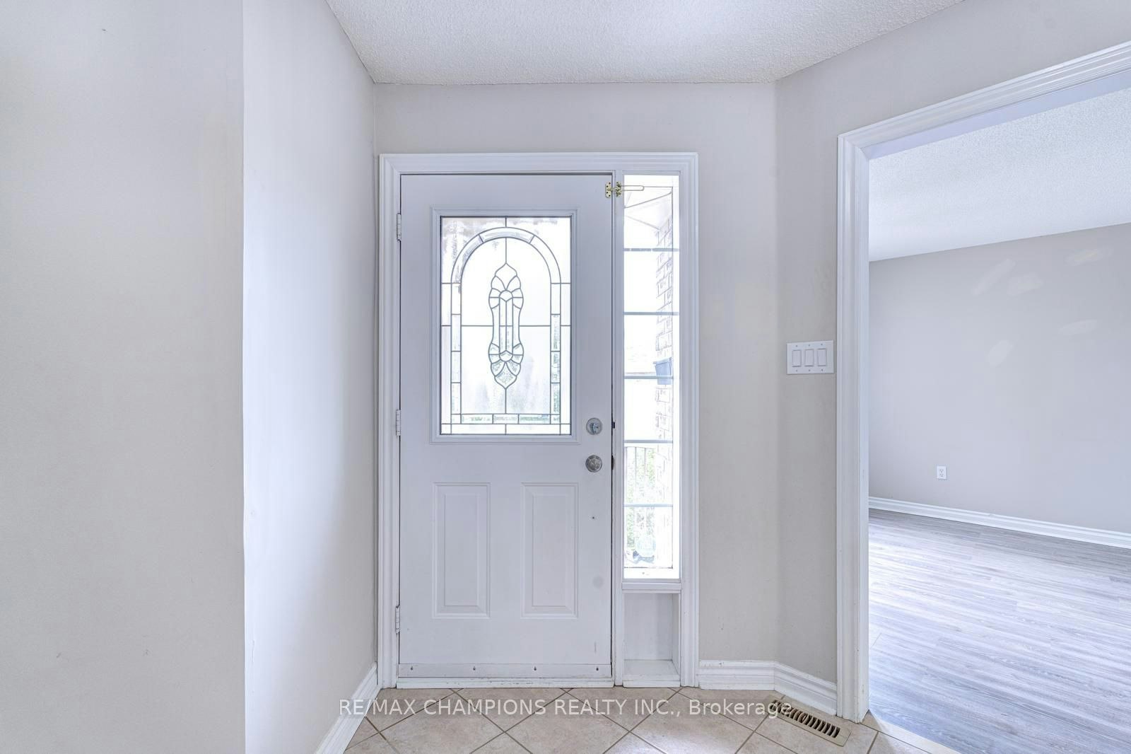 20 Bell Street, Barrie, ON, L4N 0J2 - 11