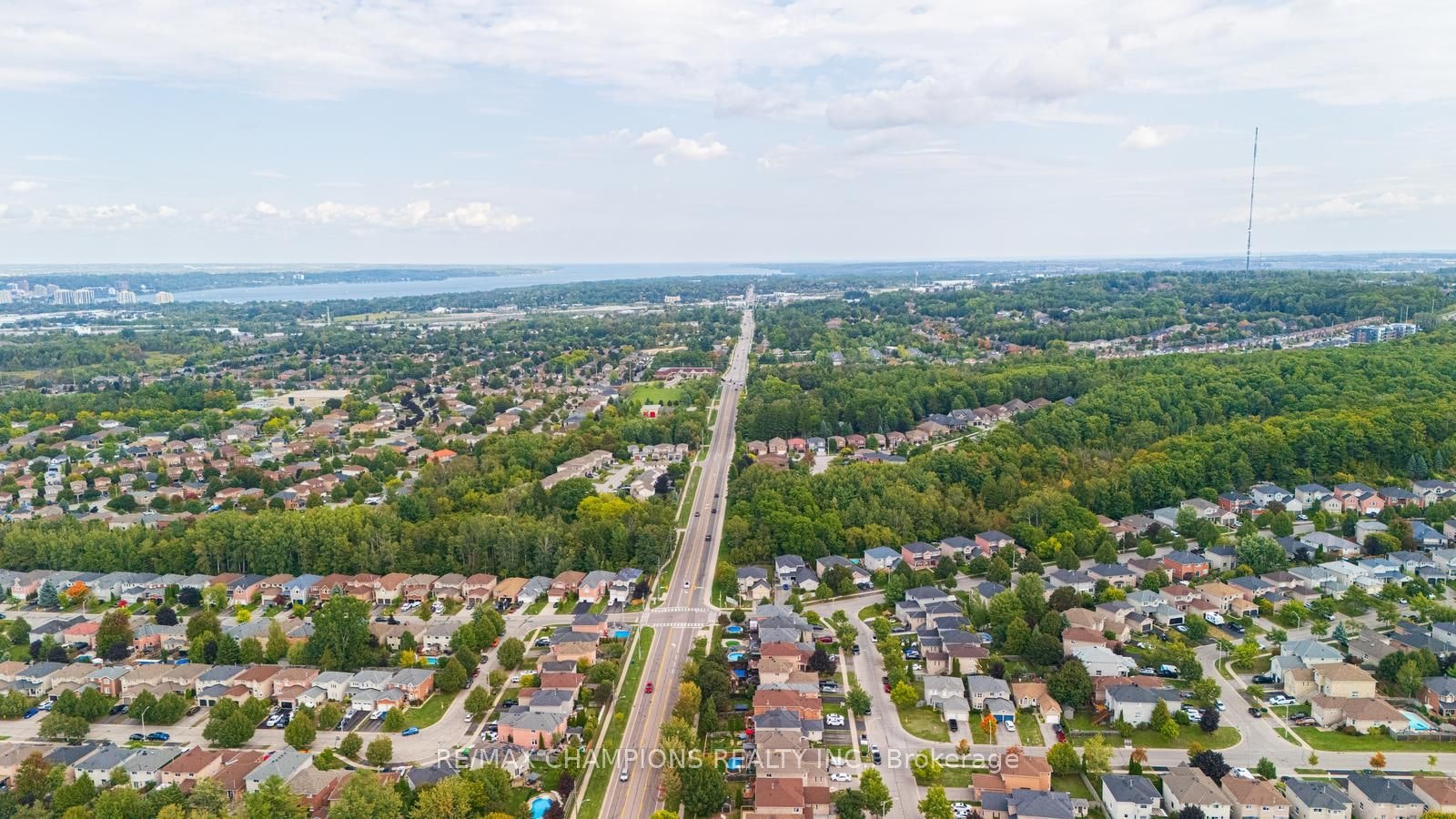20 Bell Street, Barrie, ON, L4N 0J2 - 8