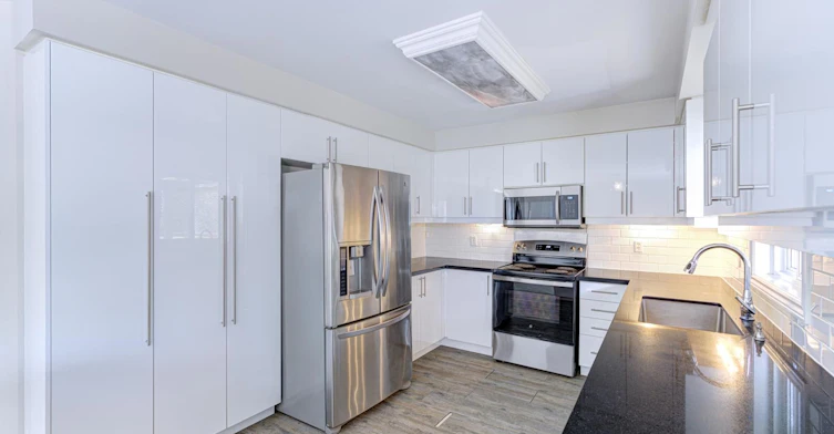 20 Bell Street, Barrie, ON, L4N 0J2 - 27
