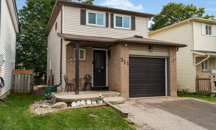 211 Hickling Trail