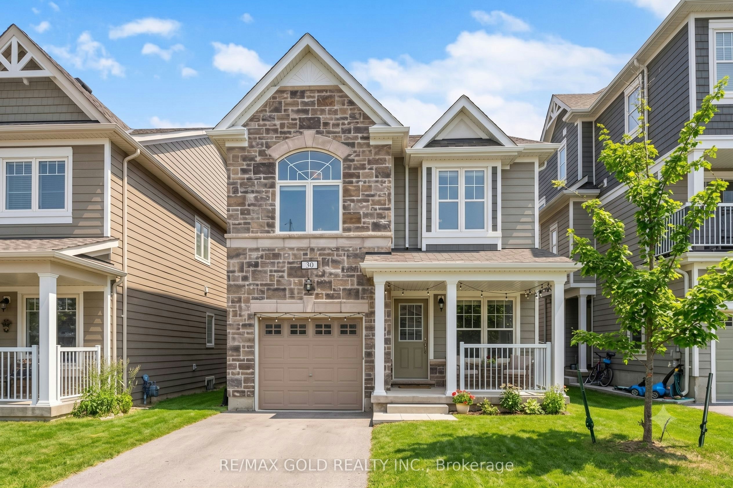 30 Hills Thistle Drive, Wasaga Beach, ON, L9E 0J3