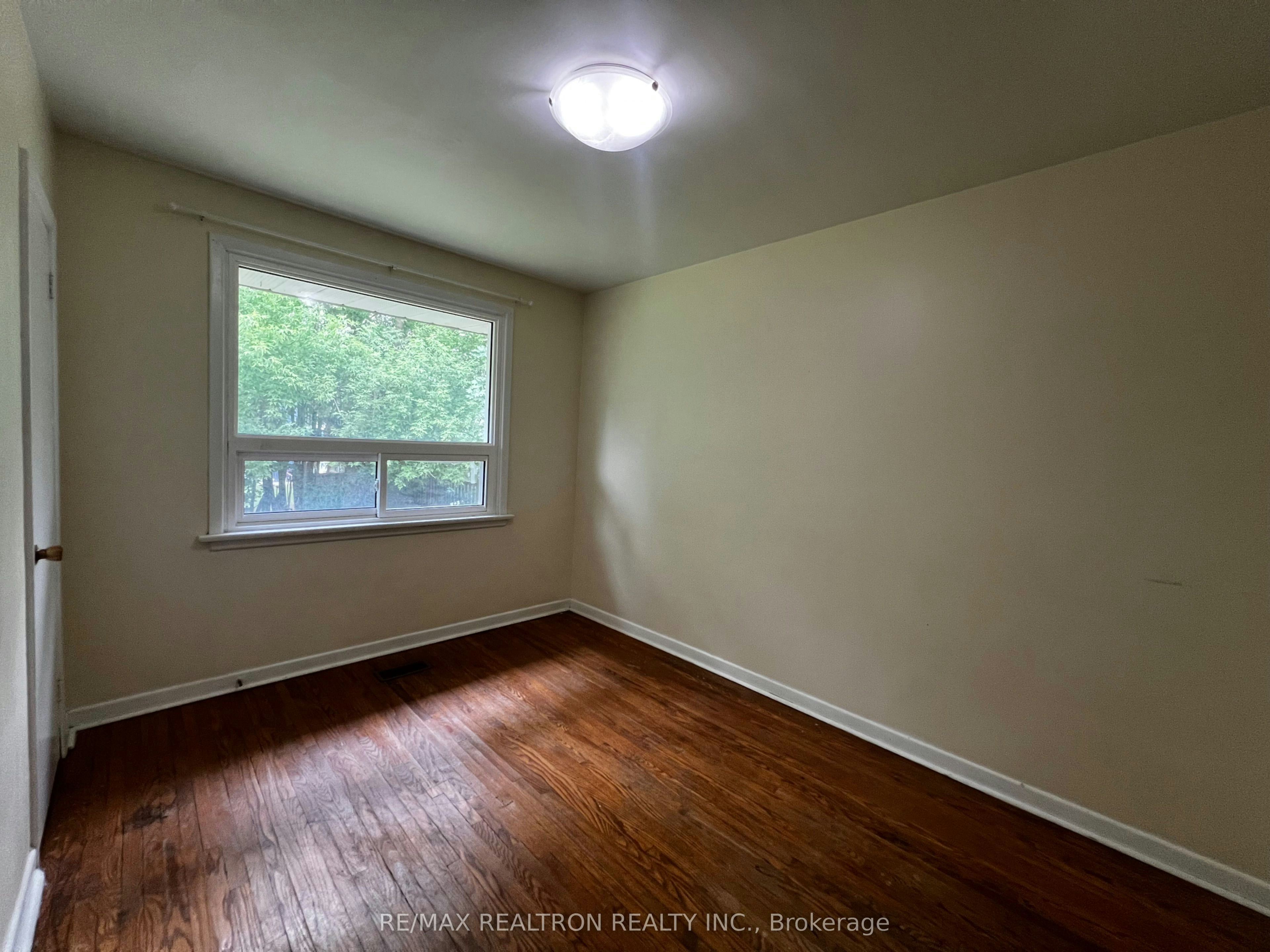 UPPER-244 St Vincent Street, Barrie, ON, L4M 3Z8 - 16