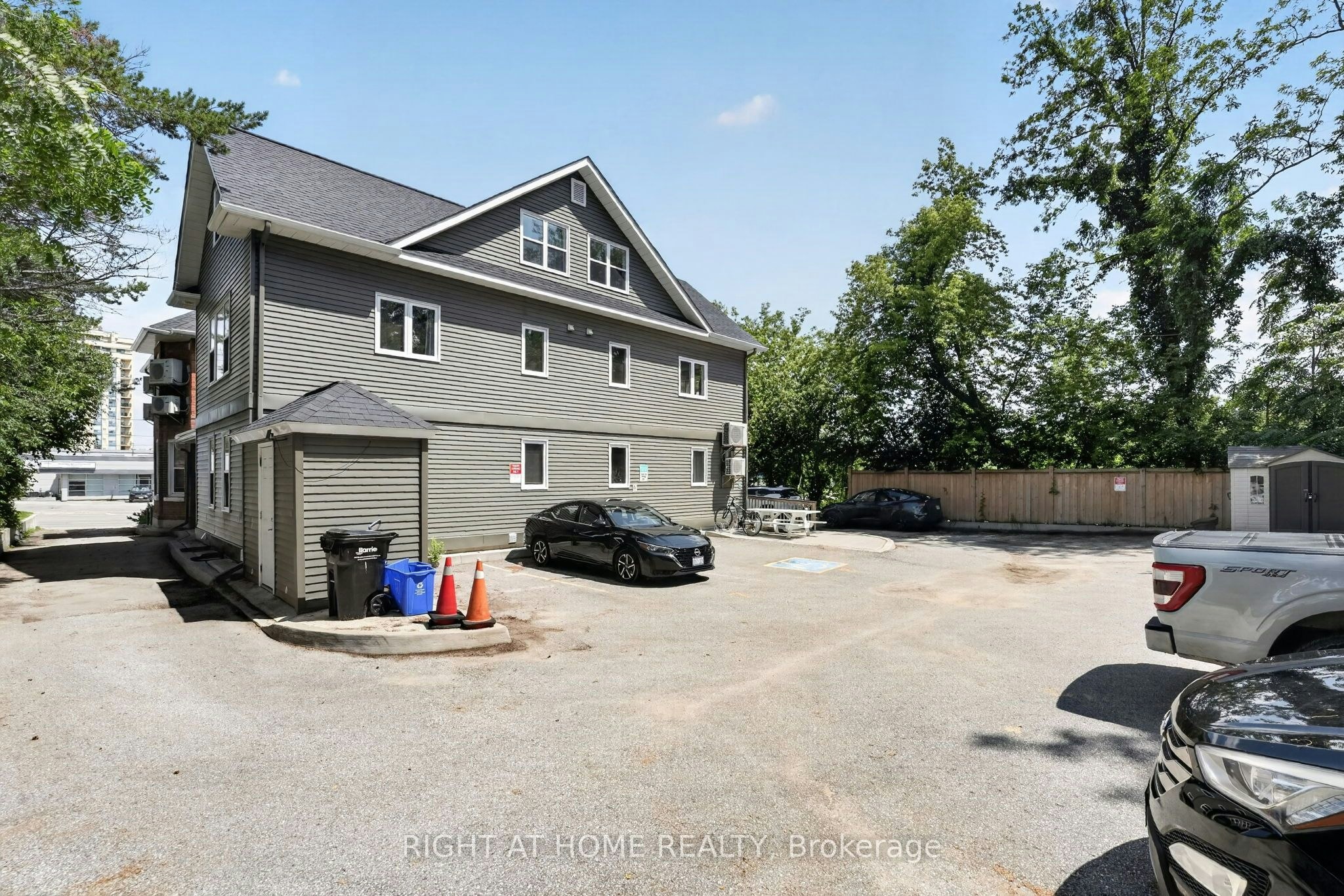 204-170 Bradford Street, Barrie, ON, L4N 3B5 - 7