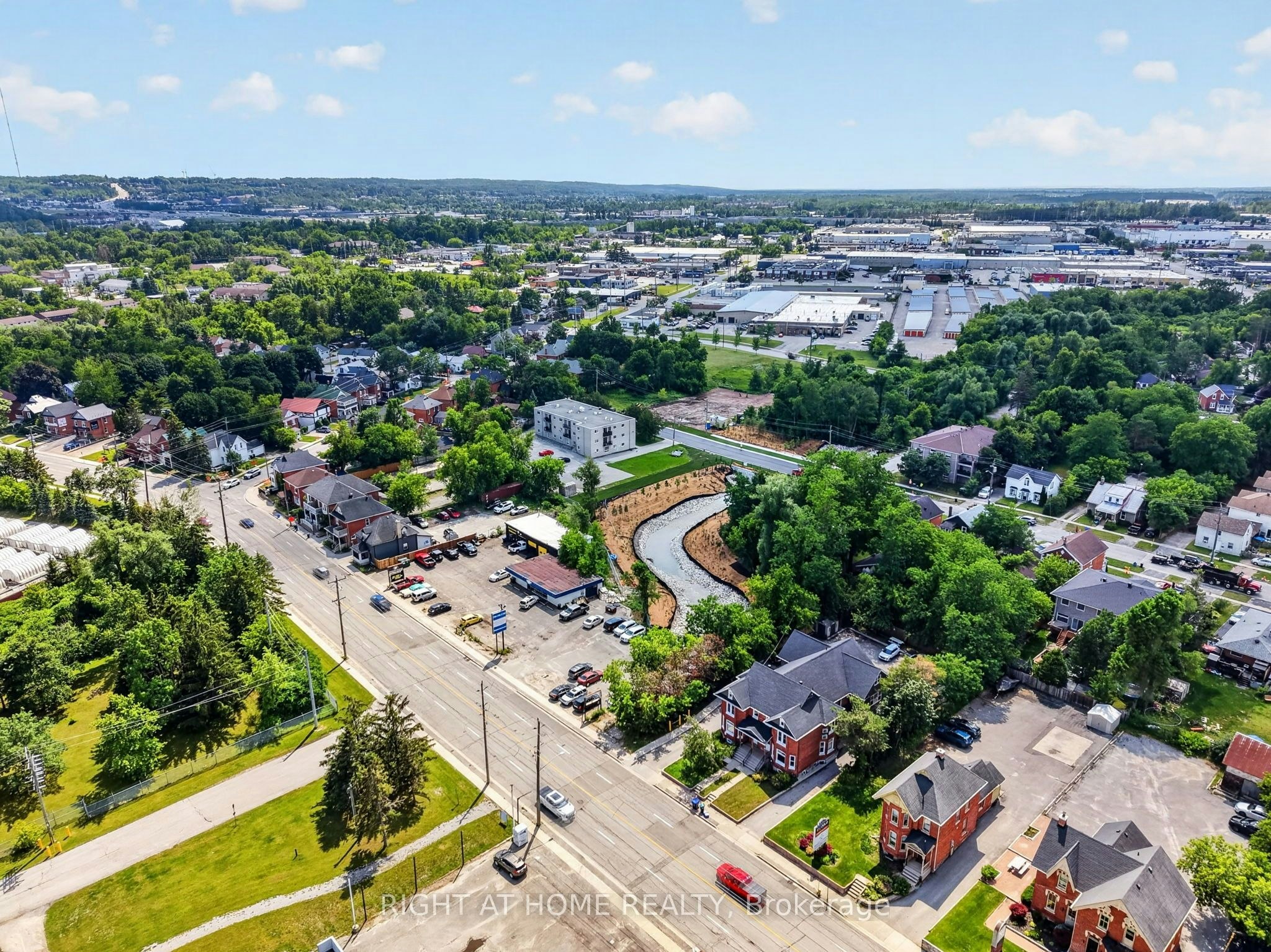 204-170 Bradford Street, Barrie, ON, L4N 3B5 - 18