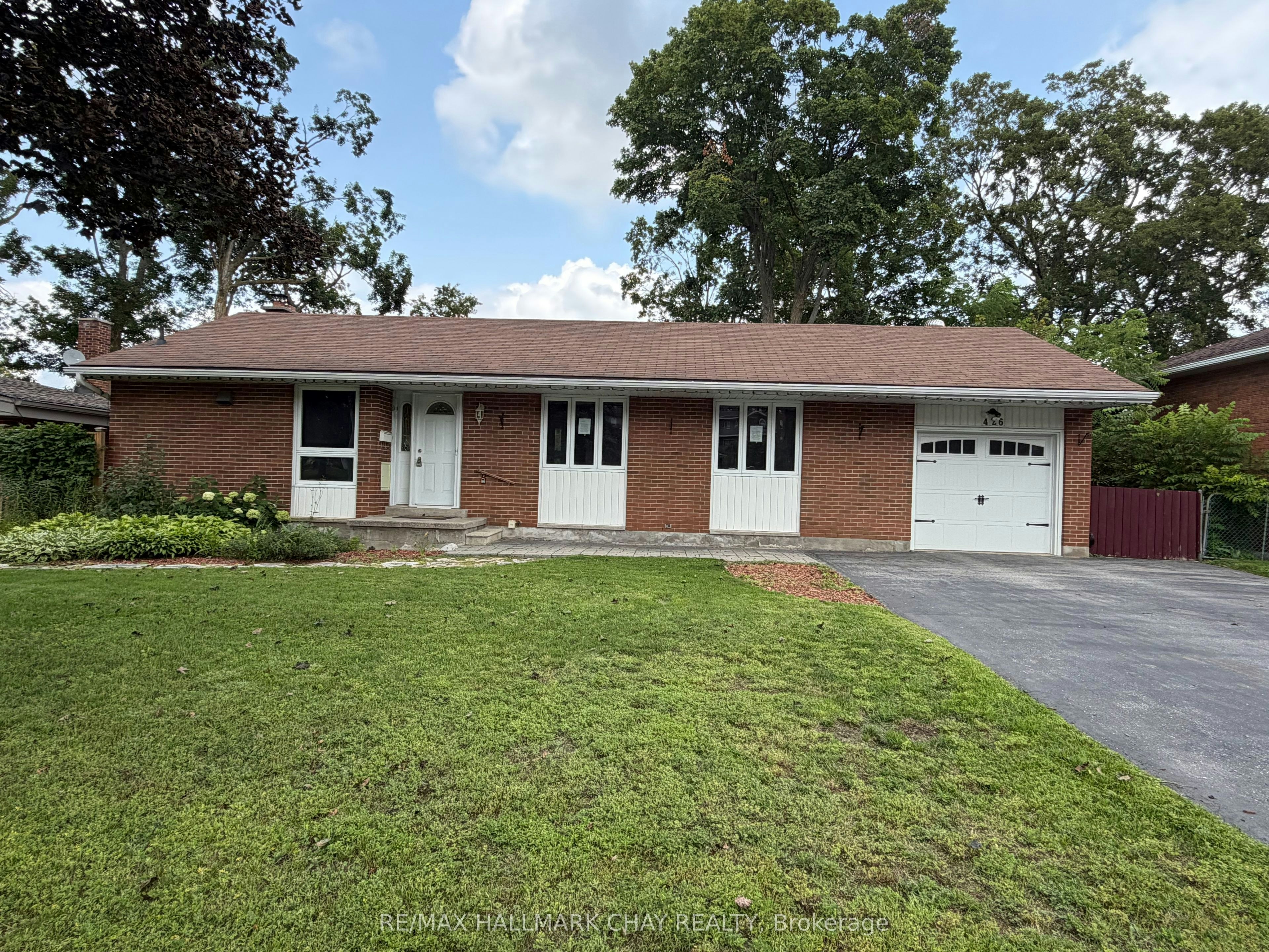 426 Highland Avenue, Orillia, ON, L3V 4E7