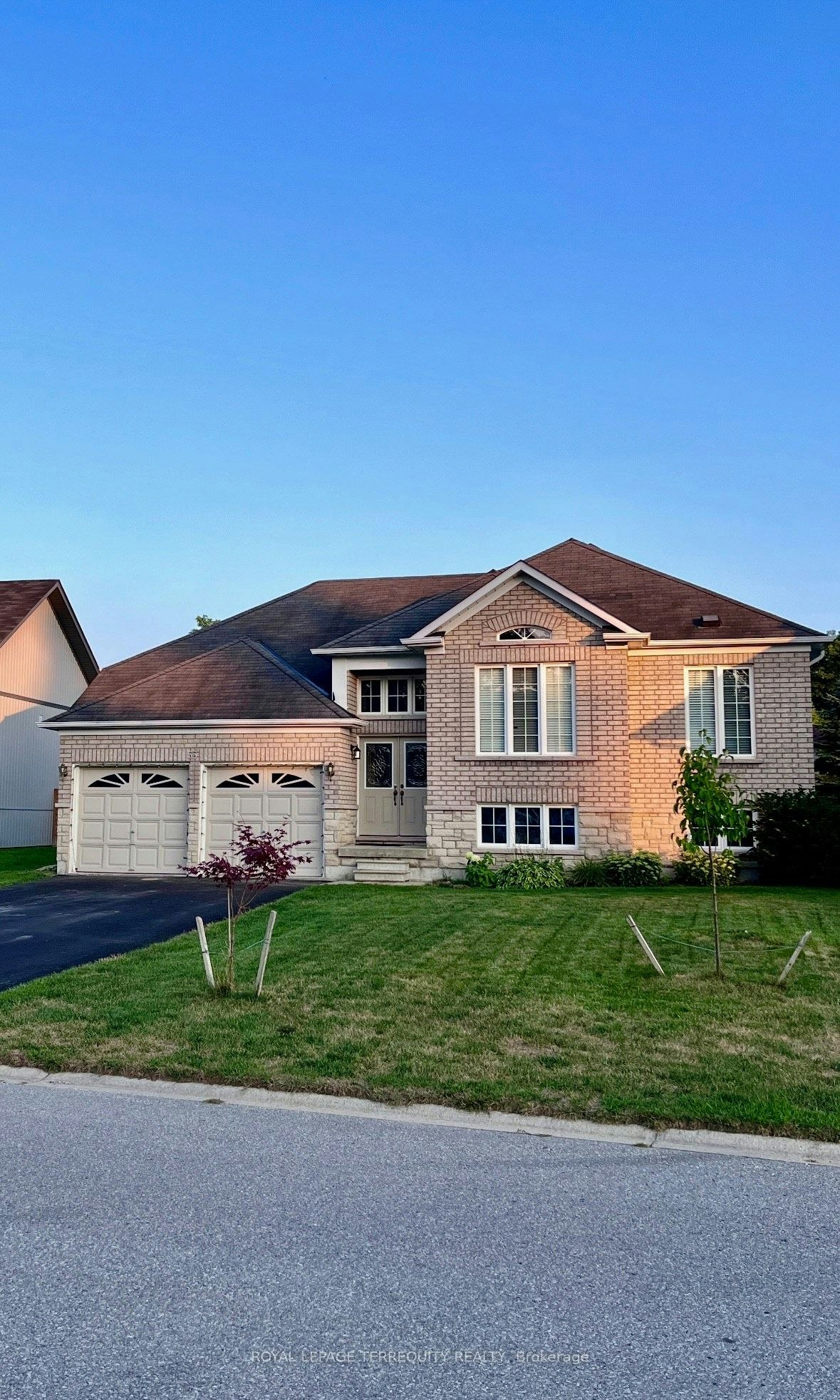 55 Regina Boulevard, Wasaga Beach, ON, L9Z 1M8