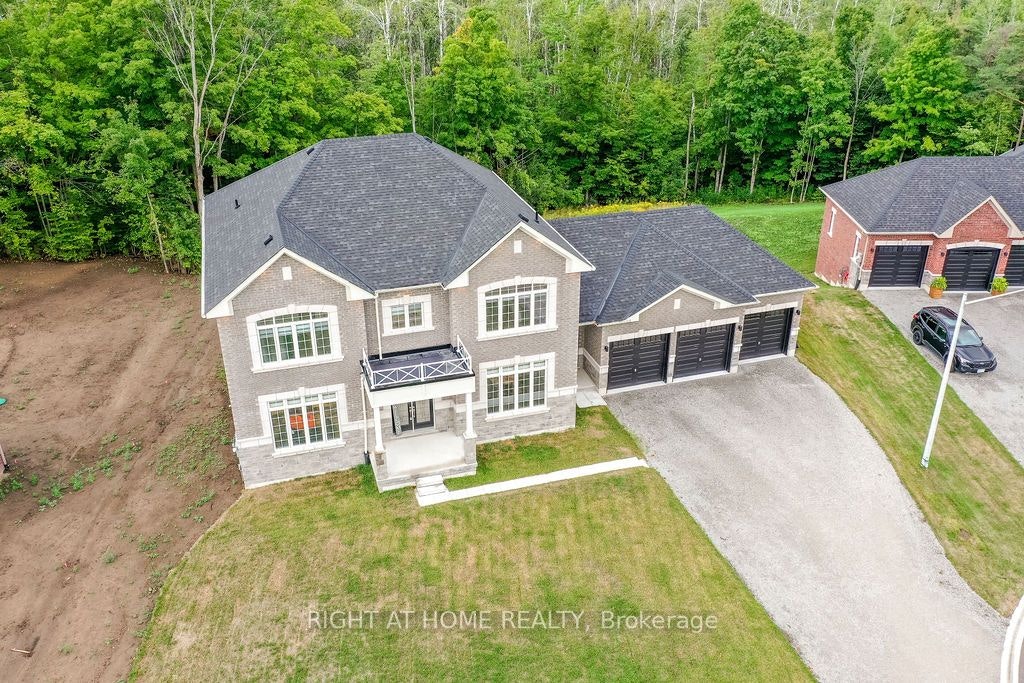8 Forest Heights Court, Oro-Medonte, ON, L0L 2E0