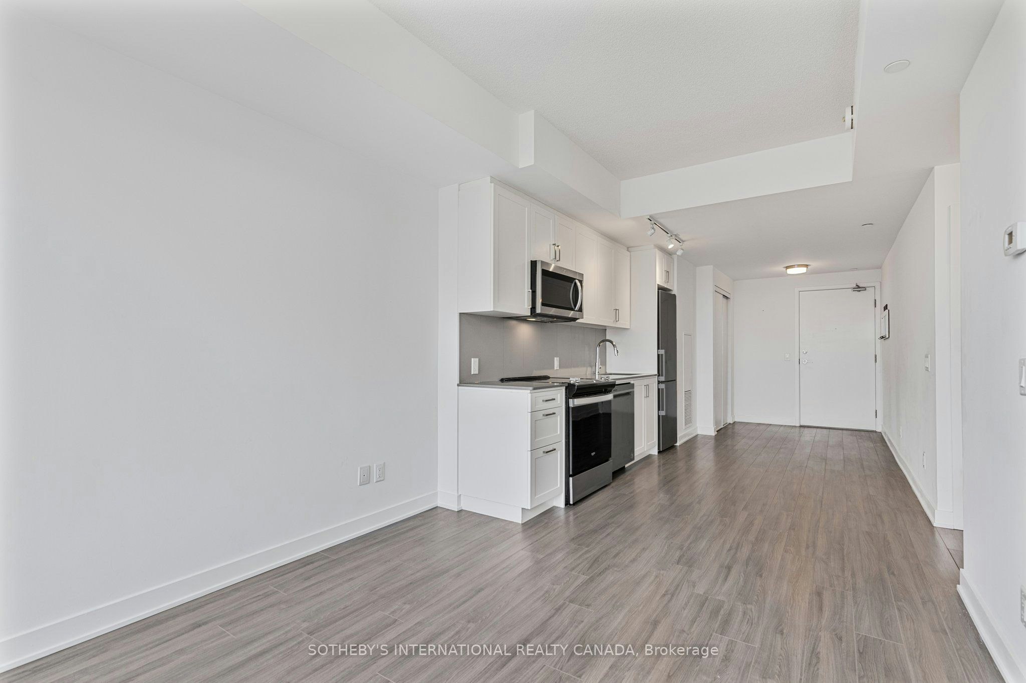 403-681 Yonge Street, Barrie, ON, L9J 0K1 - 6