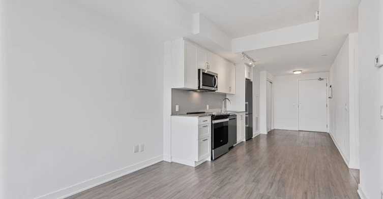 403-681 Yonge Street, Barrie, ON, L9J 0K1 - 6