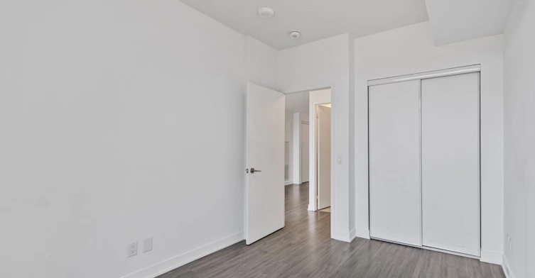 403-681 Yonge Street, Barrie, ON, L9J 0K1 - 8