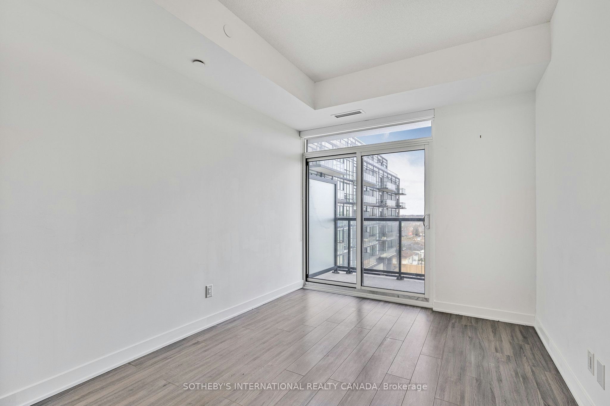 403-681 Yonge Street, Barrie, ON, L9J 0K1 - 9
