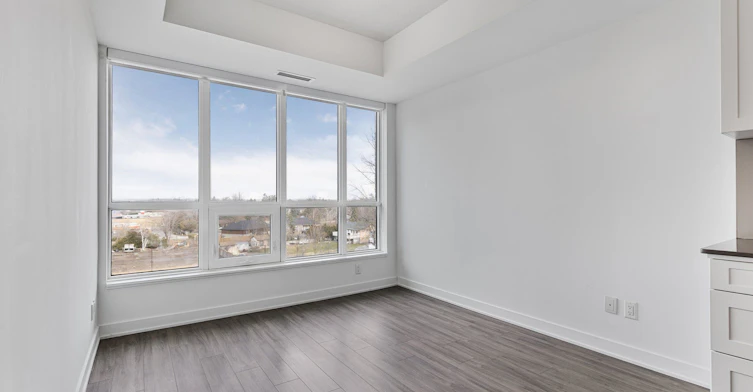 403-681 Yonge Street, Barrie, ON, L9J 0K1 - 5