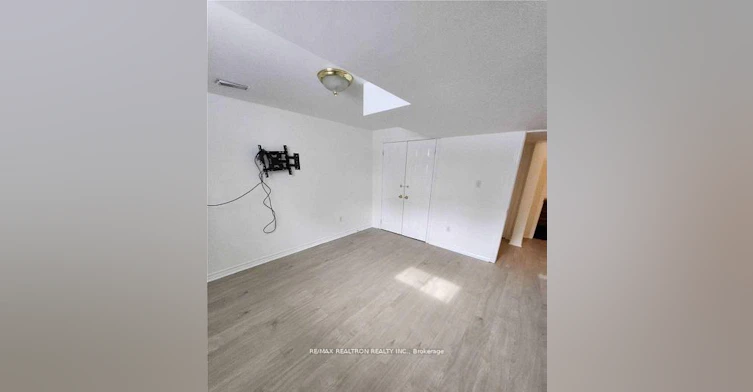 Bsmnt-49 Hanmer Street E, Barrie, ON, L4M 6V3 - 2