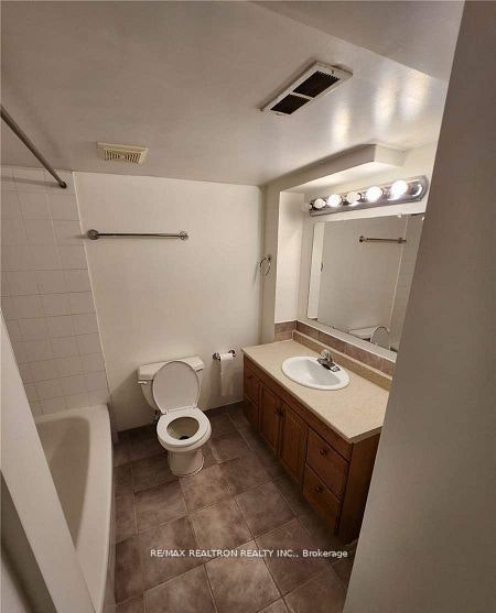 Bsmnt-49 Hanmer Street E, Barrie, ON, L4M 6V3 - 9