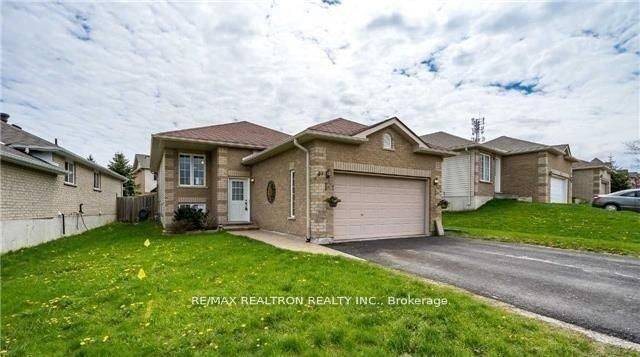 Bsmnt-49 Hanmer Street E, Barrie, ON, L4M 6V3