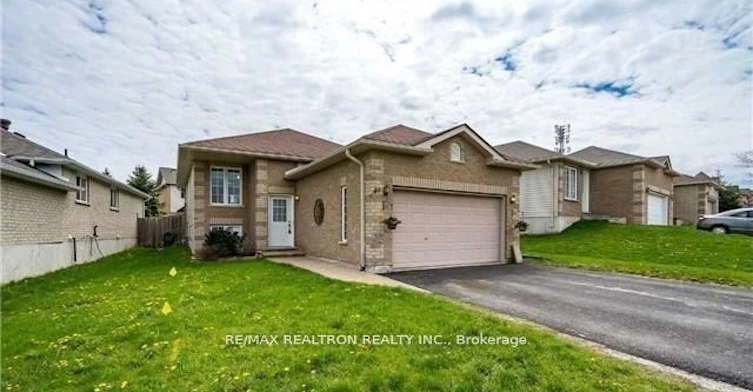 Bsmnt-49 Hanmer Street E, Barrie, ON, L4M 6V3