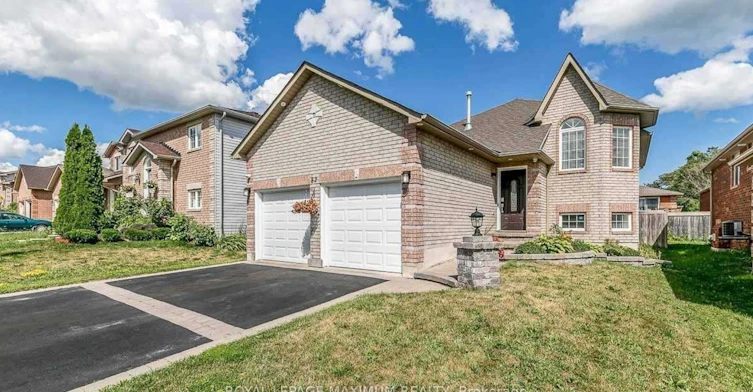 Main-82 Ambler Bay N/A, Barrie, ON, L4M 7A6