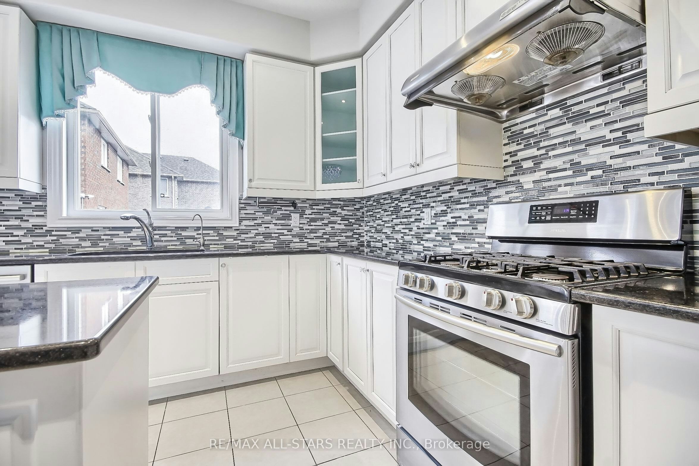 78 Jewel House Lane, Barrie, ON, L4N 5X1 - 9