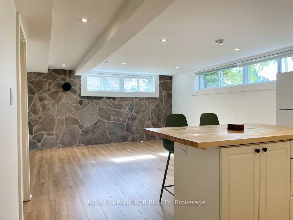 18 Watts Crescent, Collingwood, ON, L9Y 4A5 - 6