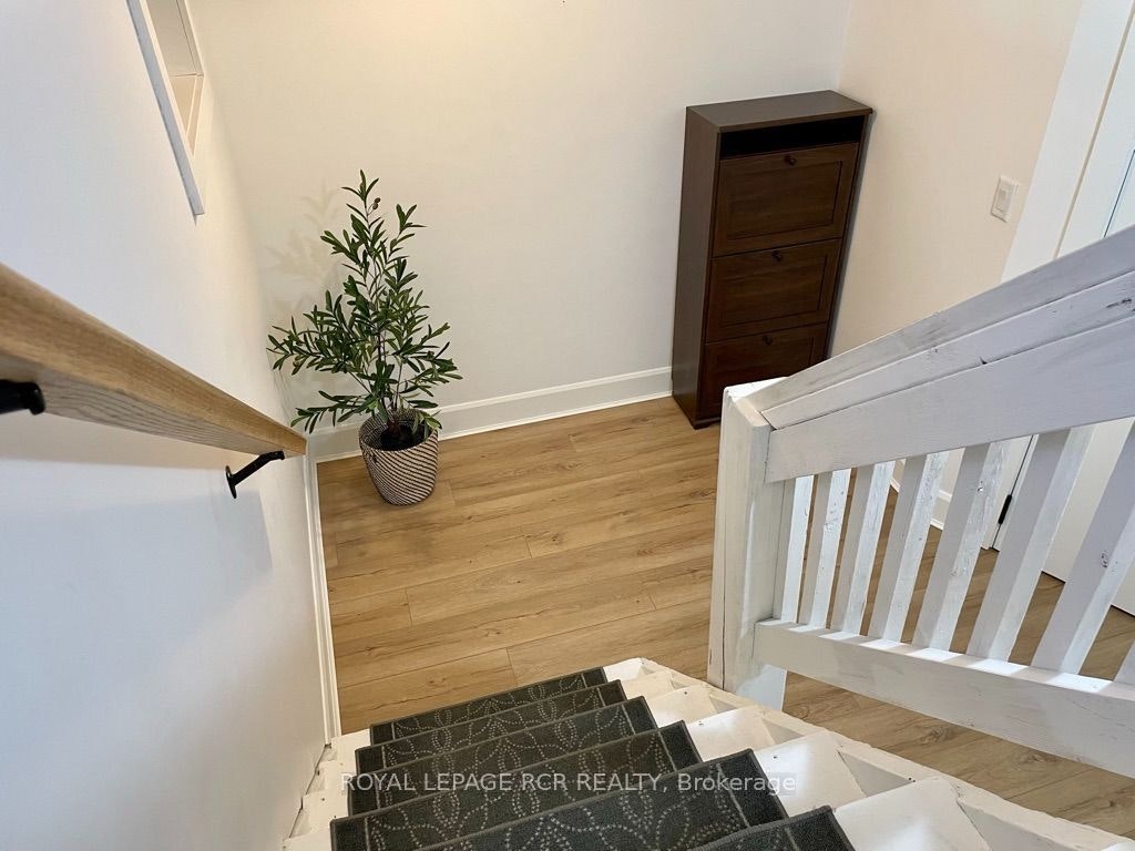 18 Watts Crescent, Collingwood, ON, L9Y 4A5 - 2