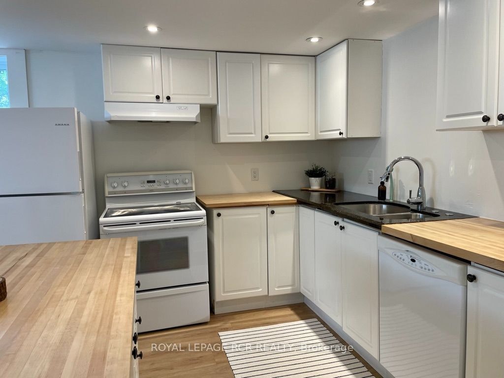 18 Watts Crescent, Collingwood, ON, L9Y 4A5 - 4