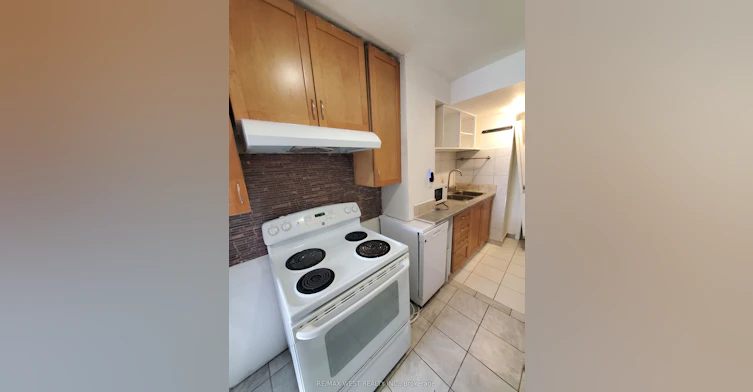 3-369 Georgian Drive, Barrie, ON, L4M 7A2 - 4