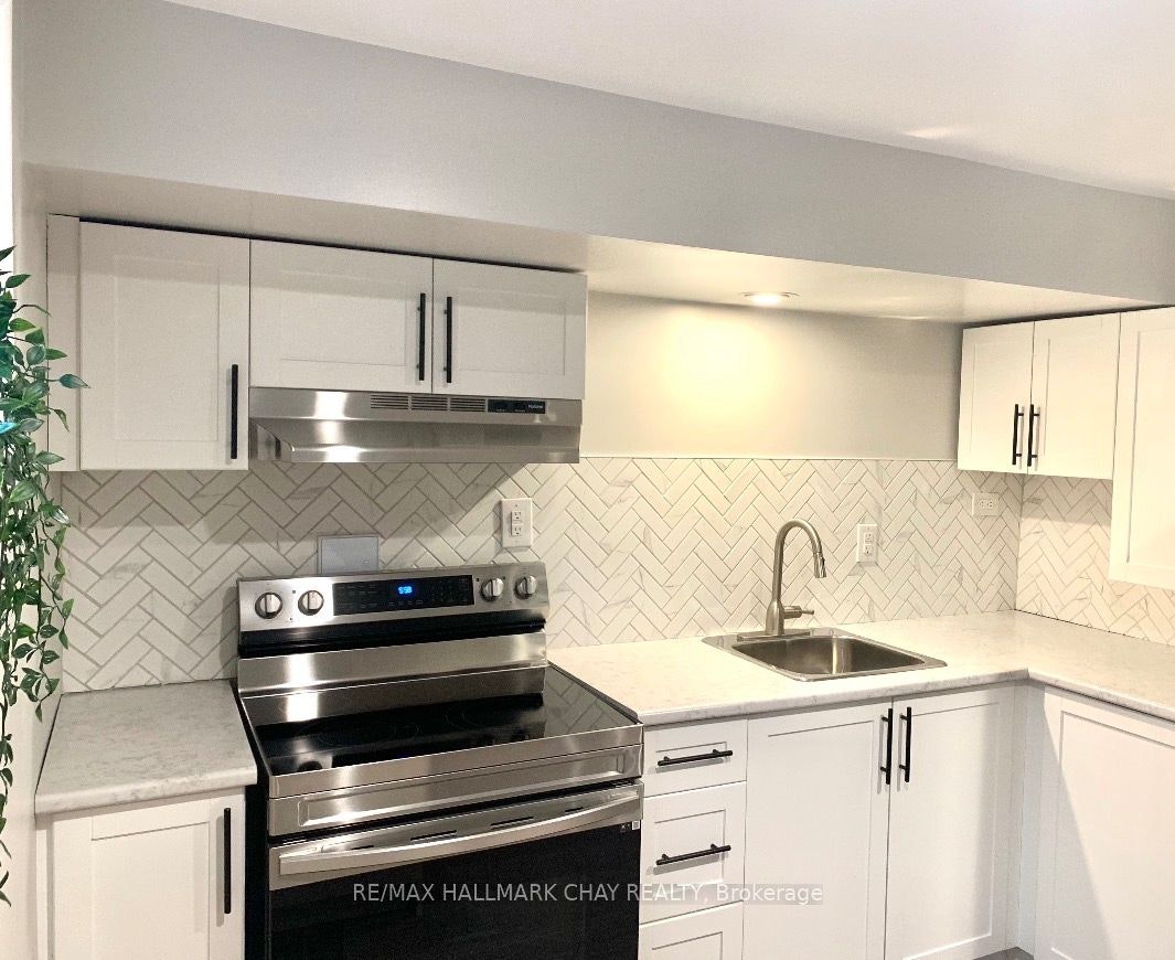 LOWER-11 Daphne Crescent, Barrie, ON, L4M 2Y7 - 3