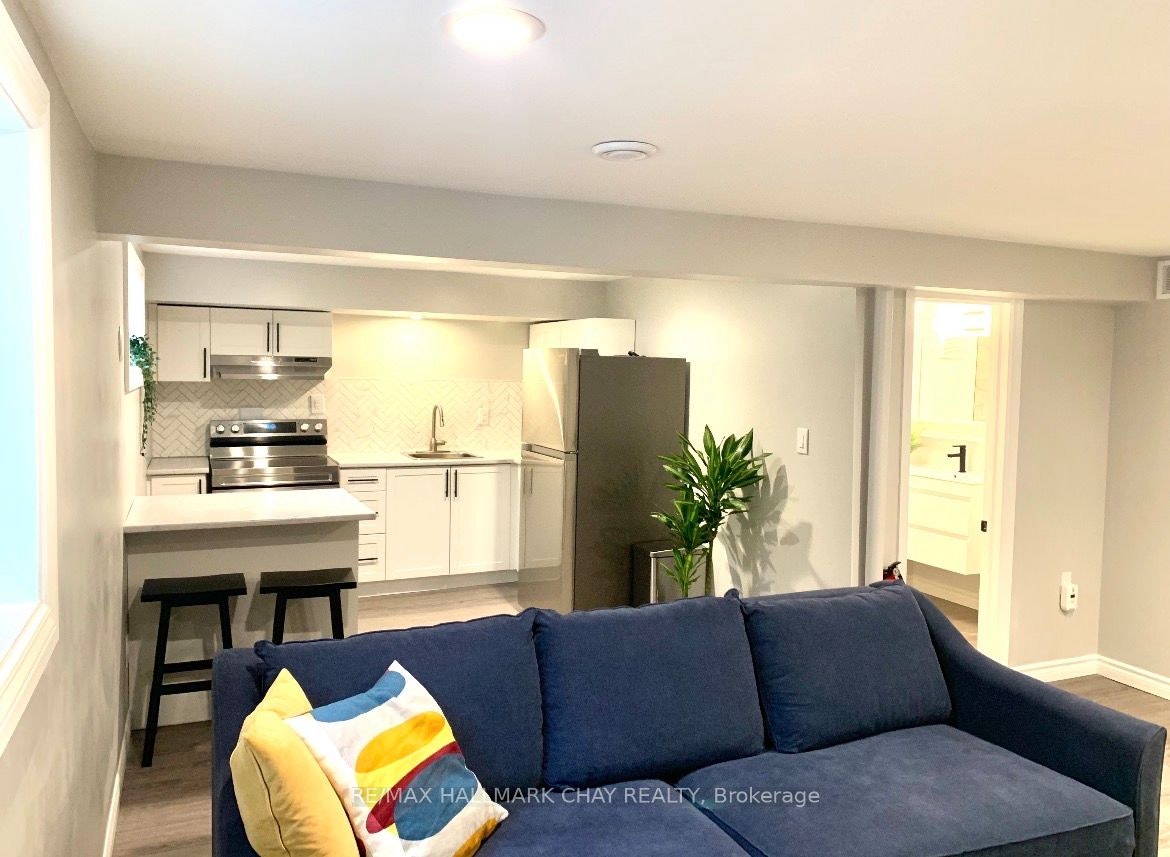 LOWER-11 Daphne Crescent, Barrie, ON, L4M 2Y7 - 2