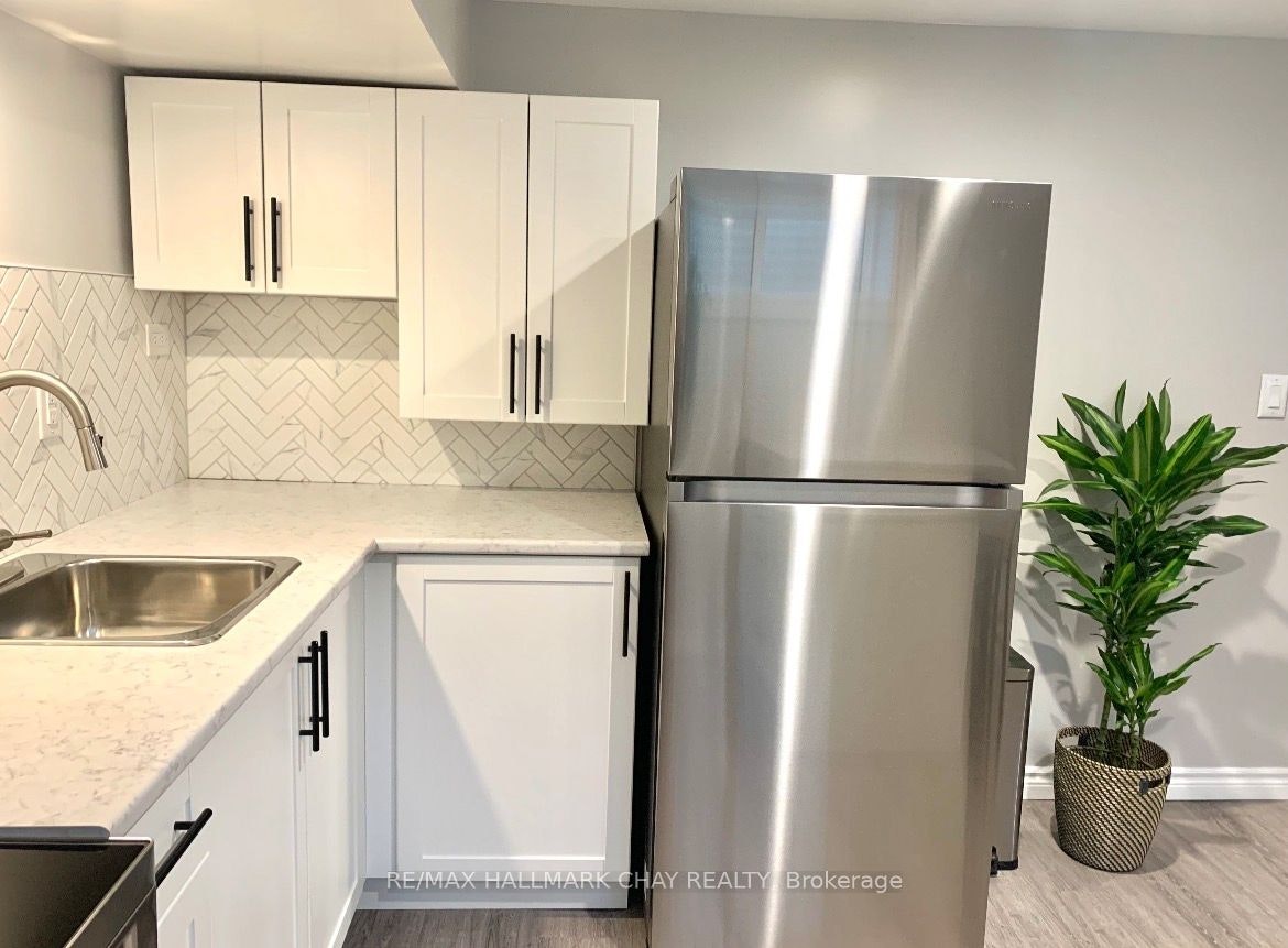 LOWER-11 Daphne Crescent, Barrie, ON, L4M 2Y7 - 4