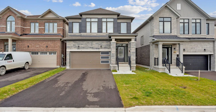 28 Tamworth Terrace, Barrie, ON, L9J 0W5 - 2