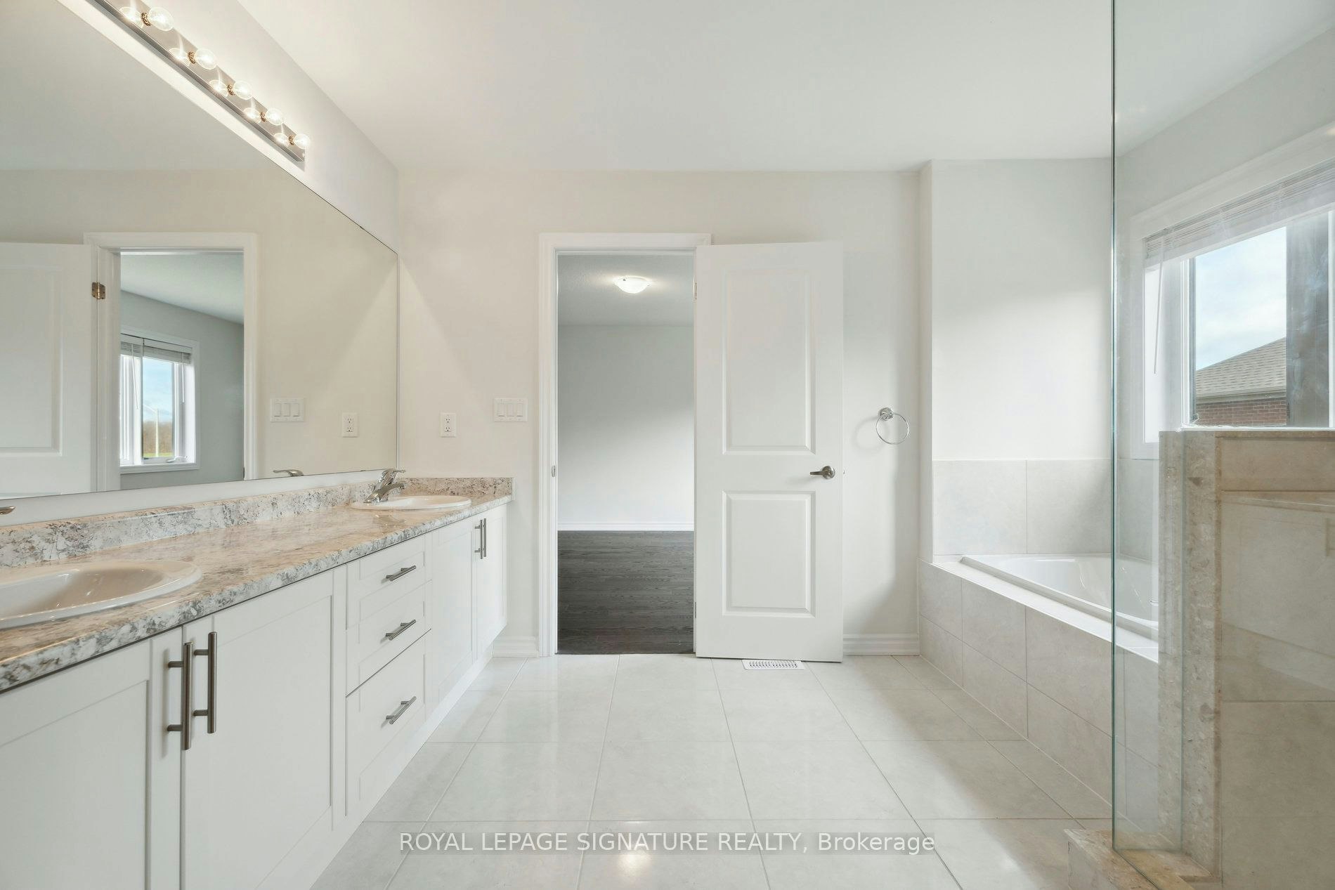 28 Tamworth Terrace, Barrie, ON, L9J 0W5 - 38