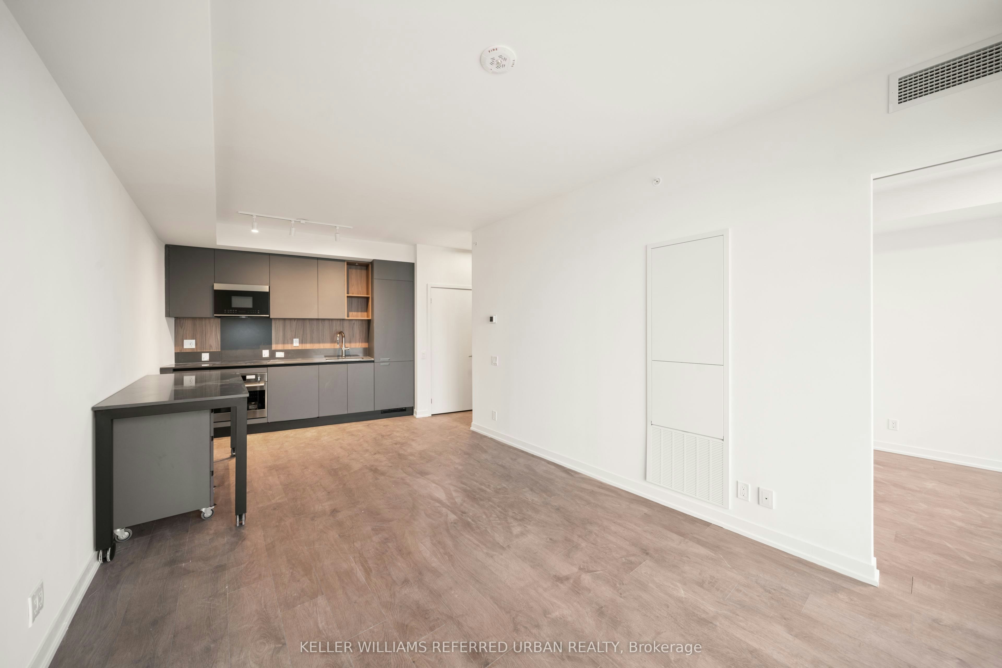 2710-39 Mary Street, Barrie, ON, L4N 1S9 - 5