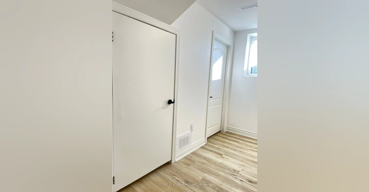 148 Dean Avenue, Barrie, ON, L4N 0V7 - 8