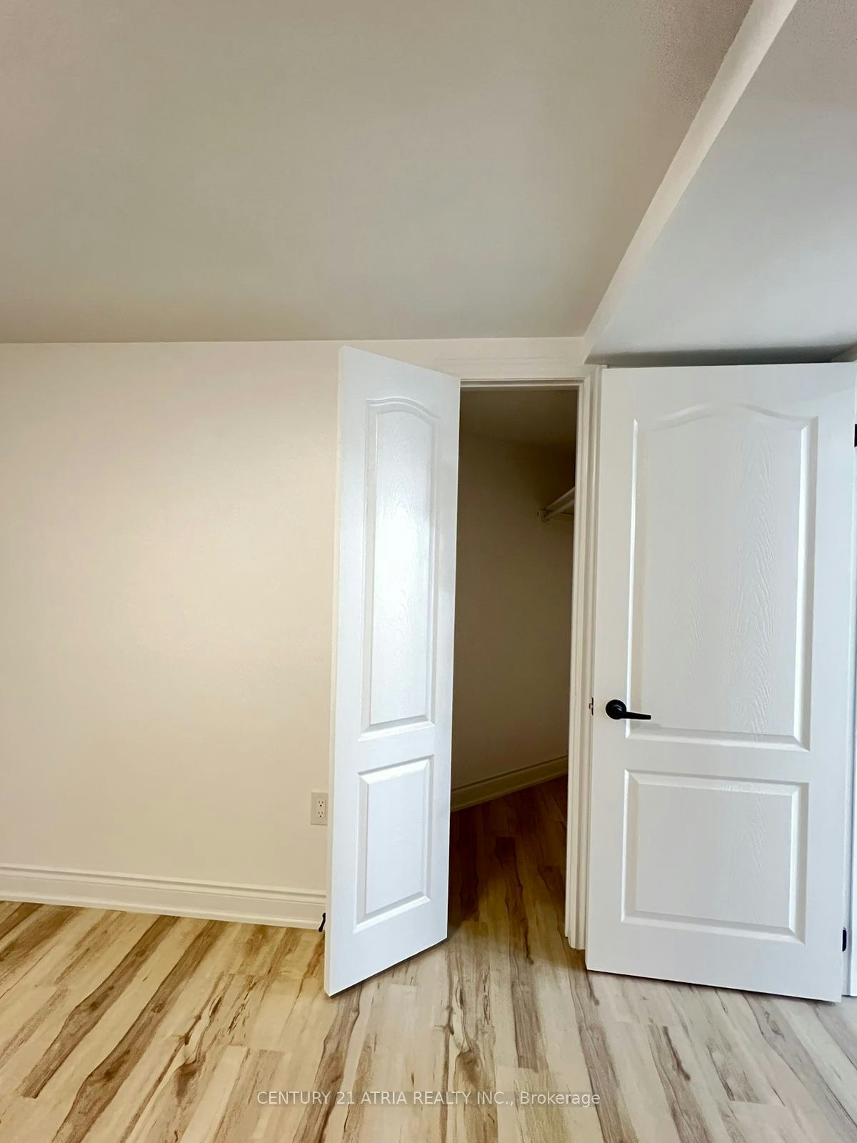148 Dean Avenue, Barrie, ON, L4N 0V7 - 12