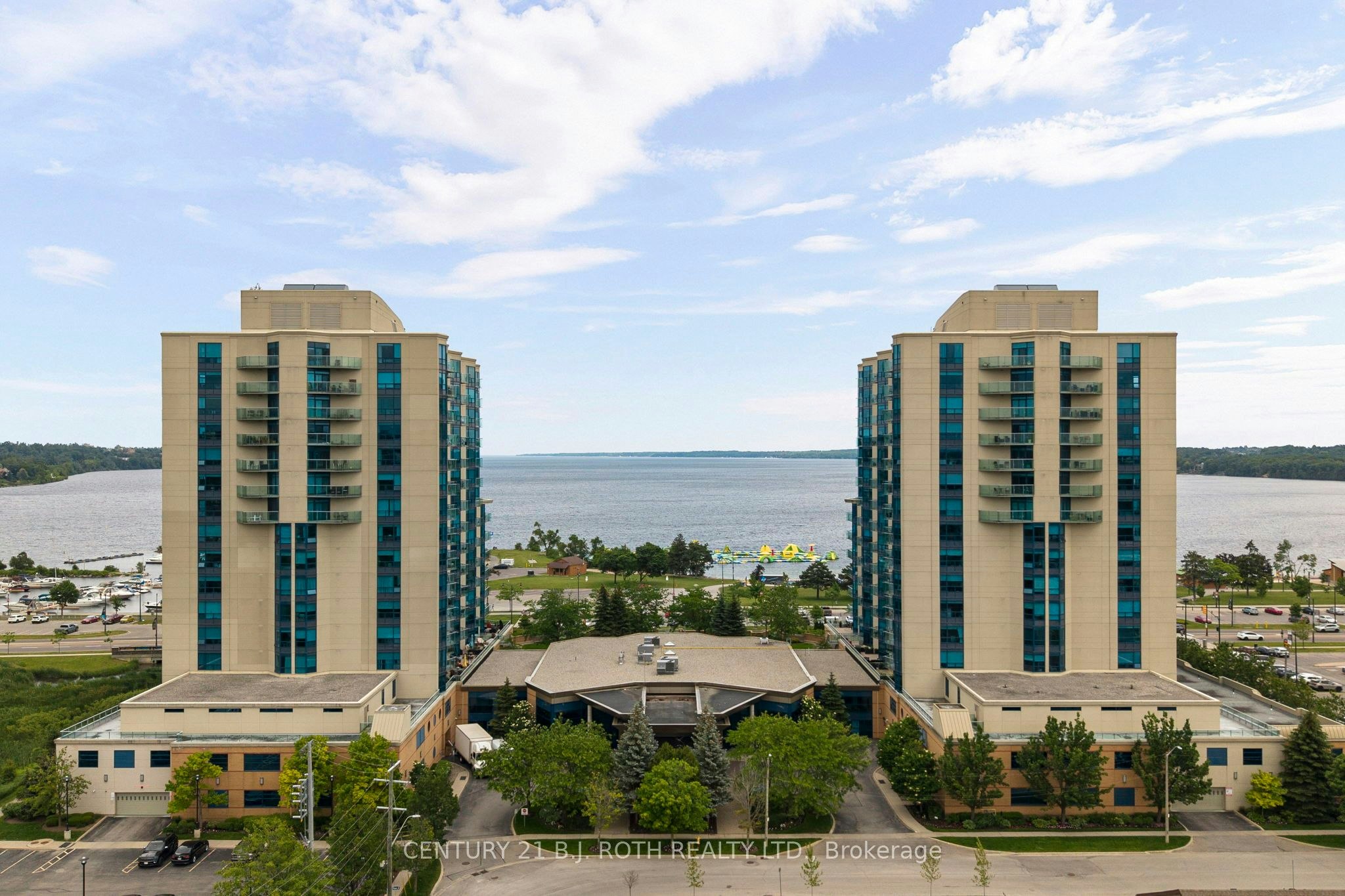 1310-37 Ellen Street, Barrie, ON, L4N 6G2 - 2