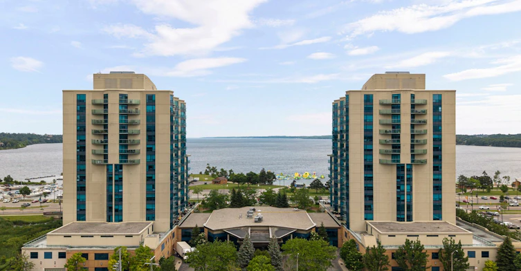 1310-37 Ellen Street, Barrie, ON, L4N 6G2 - 2